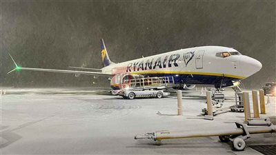 توقعات ليلى عبد اللطيف 2025: شلل تام في مطارات كبرى بالعالم