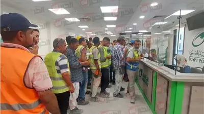 بدء صرف منحة العمالة الغير منتظمة عيد الاضحى  لـ7359 عاملًا بمحافظة الوادي الجديد