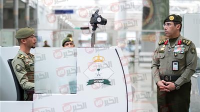 الجوازات السعودية تتيح خدمة تمديد تأشيرة الخروج والعودة عبر منصة أبشر أعمال