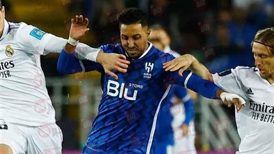 ما هي القنوات الناقله لمباراة الهلال ضد ريال مدريد مجانًا والمعلقين