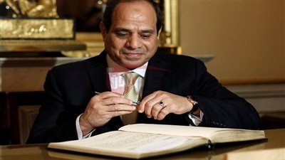 الرئيس السيسي يقرر زيادة المعاشات 15% بدءًا من أول يوليو 2025